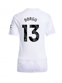 Billige Manchester United Patrick Dorgu #13 Bortedrakt Dame 2025-26 Kortermet